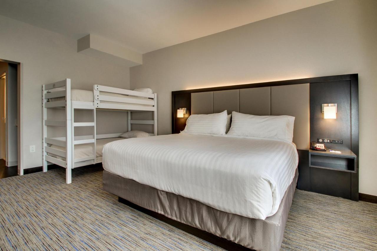Holiday Inn Express & Suites Charleston Ne Mt Pleasant Us17 By Ihg Маунт-Плезант Экстерьер фото