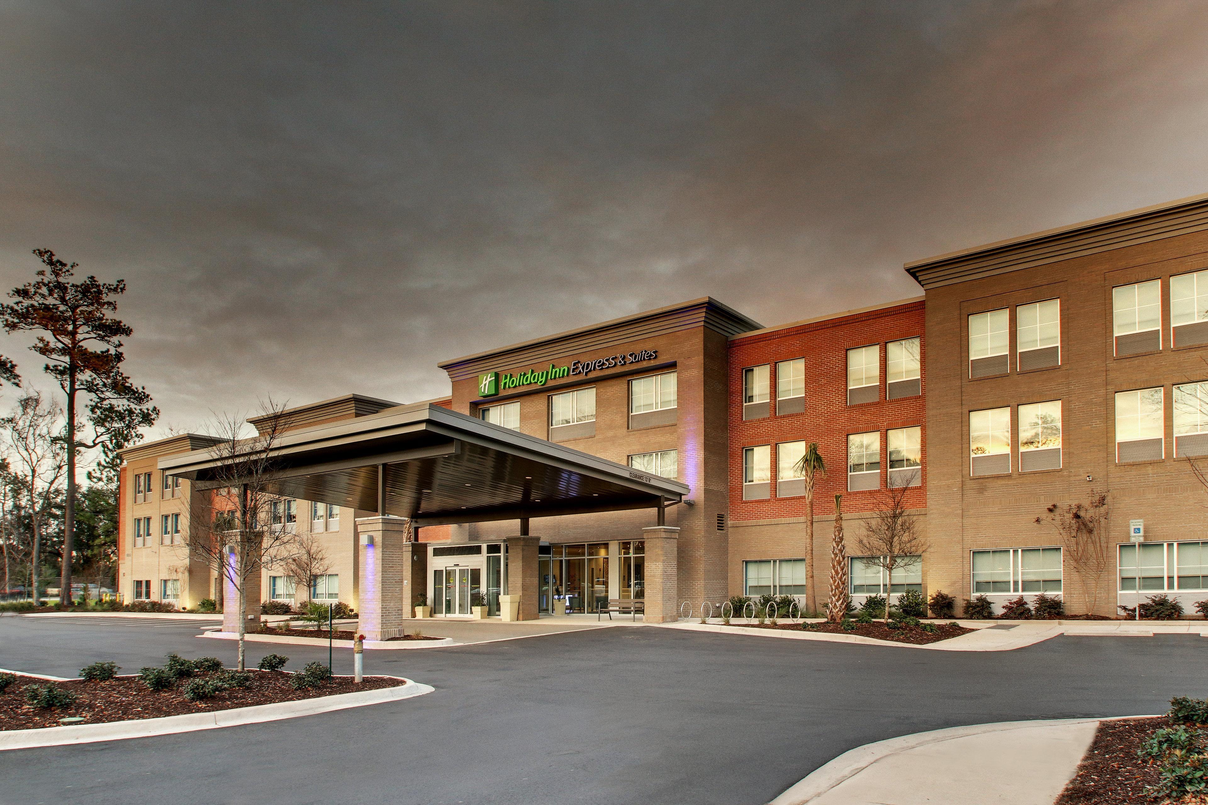 Holiday Inn Express & Suites Charleston Ne Mt Pleasant Us17 By Ihg Маунт-Плезант Экстерьер фото
